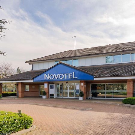 Novotel Milton Keynes Exterior foto