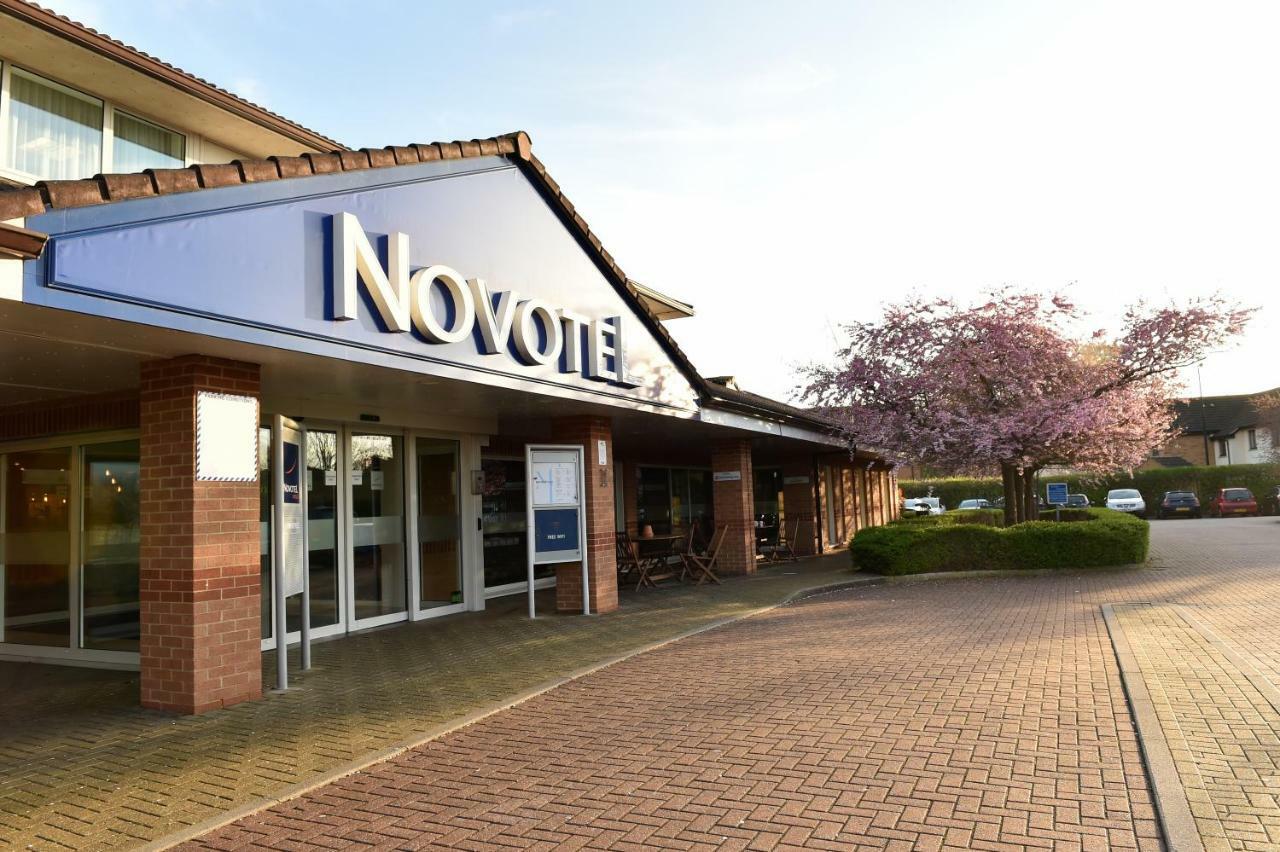 Novotel Milton Keynes Exterior foto